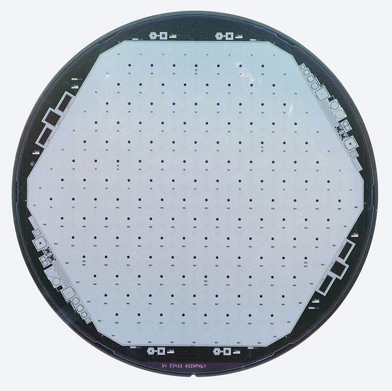 8-inch pixel array detector