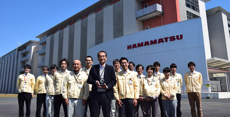 Tadashi Maruno and his engineering team at Hamamatsu.