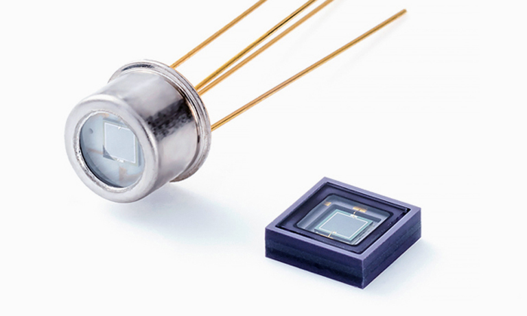 two color detectors
