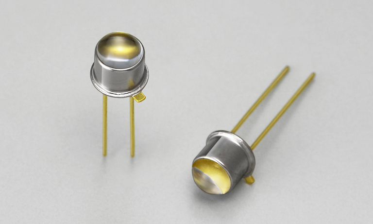 High reliability, high collimation metal package
