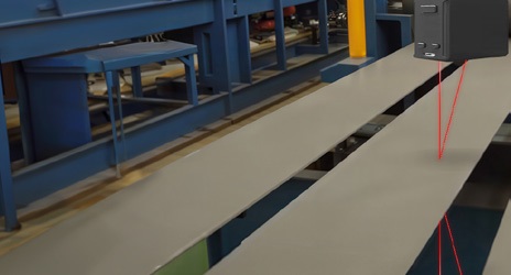 Non-contact measurement of material thickness