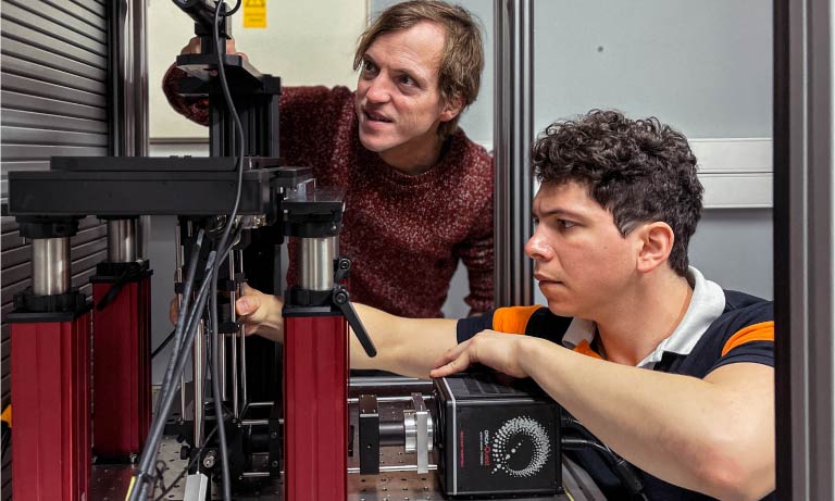 Pushing the limits of bioluminescence microscopy【Institut de Ciencies Fotòniques】