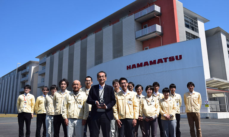 Tadashi Maruno and his engineering team at Hamamatsu.