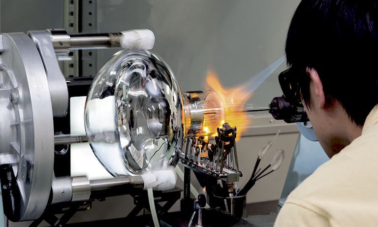 Electron Tube Division - Pursuing performance to its farthest boundaries