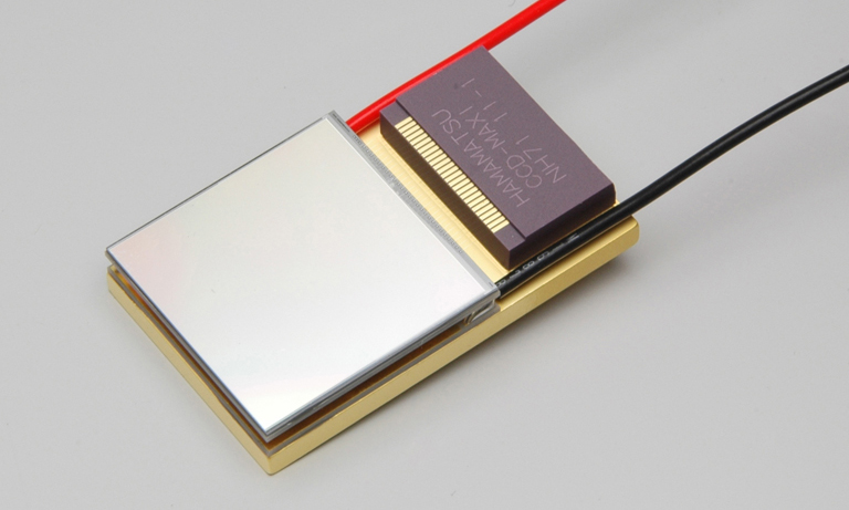 CCD image sensor used for Hayabusa's fluorescent X-ray spectrometer