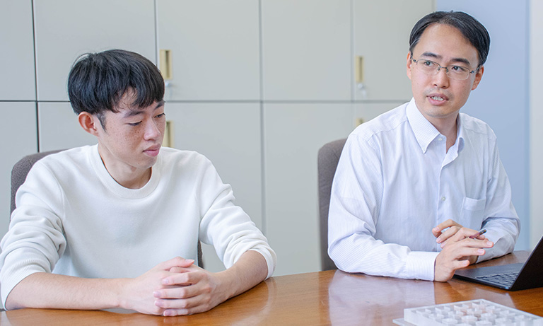 お客様導入事例：マイクロ流体デバイスで培養した神経細胞の3次元イメージング