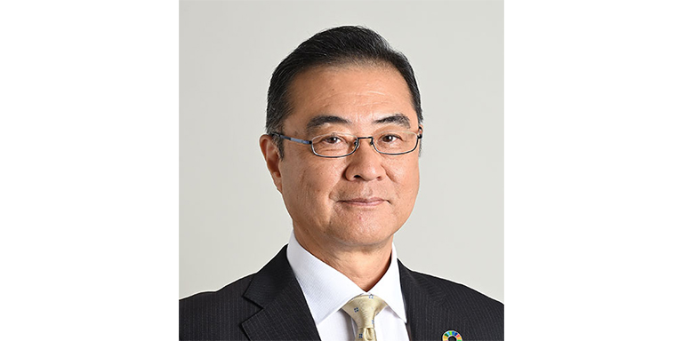 Takayuki Suzuki