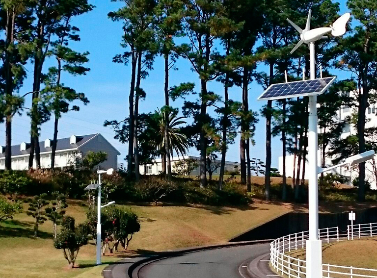 Hybrid wind/solar-powered exterior lighting (Central Research Laboratory)